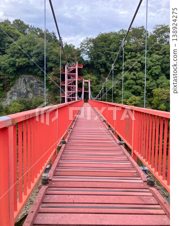 Red bridge Red bridge 138924275