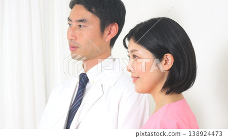 Doctor image Doctor image 138924473