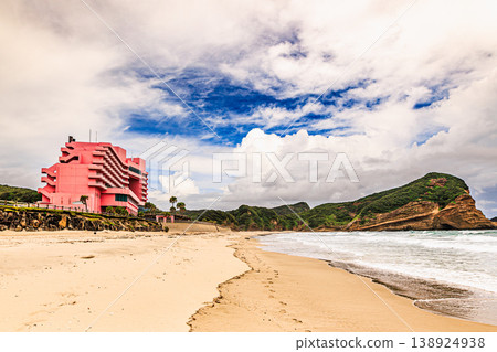 The unusual rock formation "Elephant's Watering Rock" and the scenery of the sandy beach on Tanegashima Island, Kagoshima Prefecture. The unusual rock formation "Elephant's Watering Rock" and the scenery of the sandy beach on Tanegashima Island, Kagoshima Prefecture. 138924938