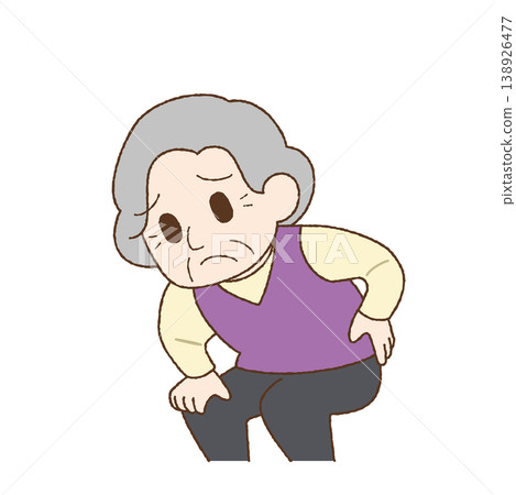 一位可愛的女士正遭受背痛的折磨 138926477