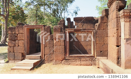 Angkor Archaeological Park: Banteay Srei 138941106