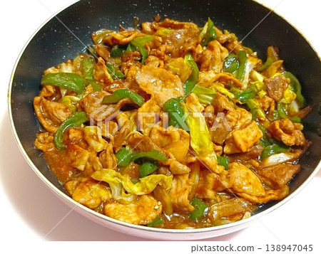 自製回鍋肉配春捲 自製回鍋肉配春捲 138947045