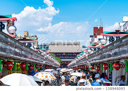 [Tokyo] Nakamise Shopping Street at Senso-ji Temple, bustling with tourists. 138948093