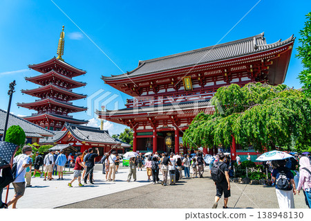 【東京】夏日藍天下的淺草寺寶藏門與五重塔 138948130