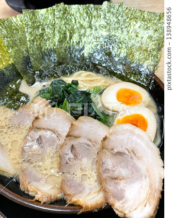 濃鬱豚骨醬油拉麵（含所有食材） 138948656