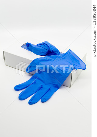 Blue medical gloves, nitrile disposable gloves Blue medical gloves, nitrile disposable gloves 138950844