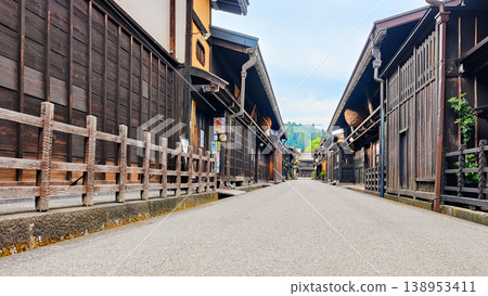 飛Tak高山的老城鎮景觀 138953411
