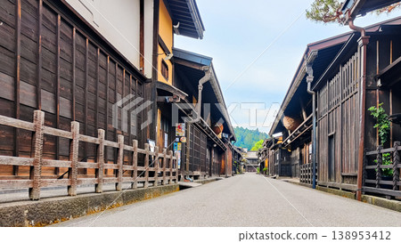 飛Tak高山的老城鎮景觀 飛Tak高山的老城鎮景觀 138953412