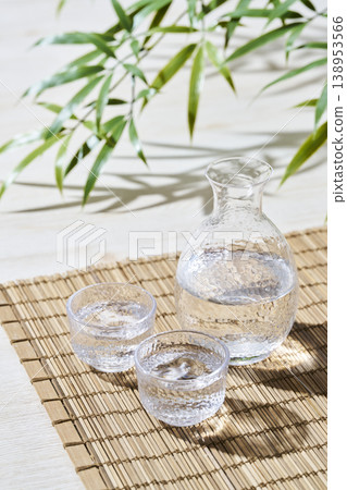 Summer image of Japanese sake 138953566
