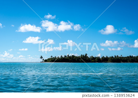 White sand beach of Motu Tiapaa in Maupiti, French Polynesia White sand beach of Motu Tiapaa in Maupiti, French Polynesia 138953624
