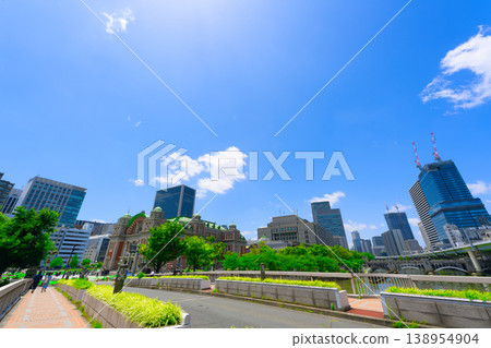 [Osaka Prefecture] Scenery of Nakanoshima in June 138954904
