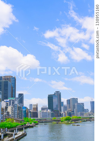 [Osaka Prefecture] Nakanoshima as seen from Tenmabashi in June 138955160