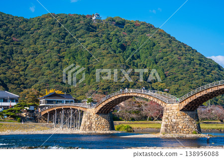 [Japan's 100 Famous Bridges] [Japan's 100 Famous Castles] Kintaikyo Bridge and Iwakuni Castle in Late Autumn (Part 2) Iwakuni City, Yamaguchi Prefecture 138956088