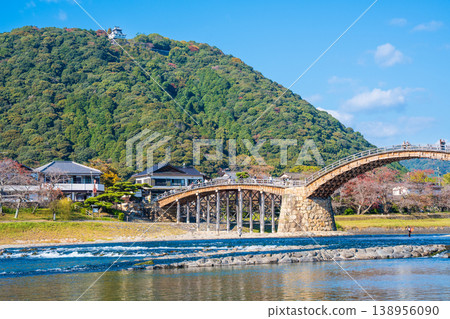 【日本名橋百選】【日本名城百選】深秋的錦帶橋與岩國城1、山口縣岩國市 【日本名橋百選】【日本名城百選】深秋的錦帶橋與岩國城1、山口縣岩國市 138956090