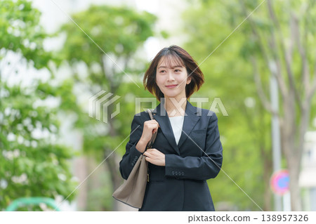 Business female outdoor 138957326
