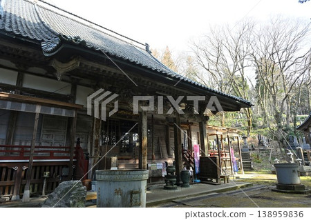 妙法寺(新潟縣長岡市)正殿及參道景色 妙法寺(新潟縣長岡市)正殿及參道景色 138959836