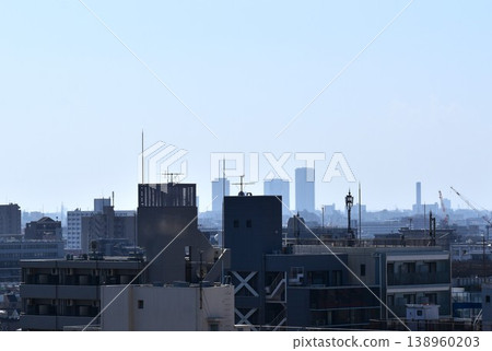 Cityscape affected by yellow dust 138960203