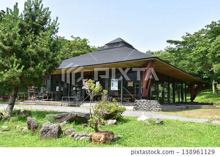 箱根町蘆之湖露營村烤肉花園休息站 箱根町蘆之湖露營村烤肉花園休息站 138961129