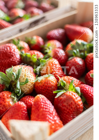 Fresh strawberries Fresh strawberries 138963333