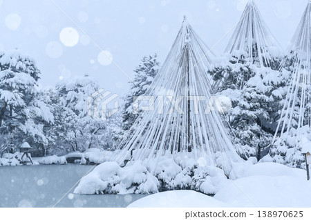 雪景美麗的兼六園 雪景美麗的兼六園 138970625