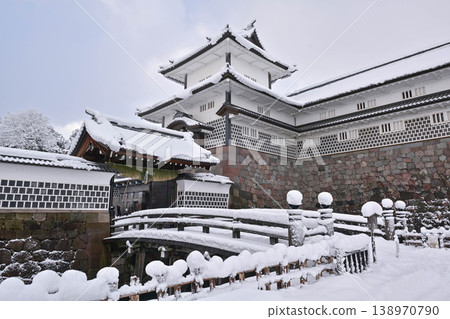 雪景美麗的金澤城公園 雪景美麗的金澤城公園 138970790