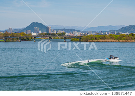 琵琶湖景色,滋賀縣大津市和草津市 琵琶湖景色,滋賀縣大津市和草津市 138971447