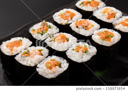 三文魚捲 三文魚捲 138971654