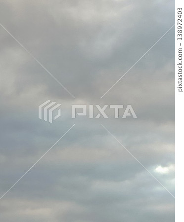 Cloudy sky (image) 138972403
