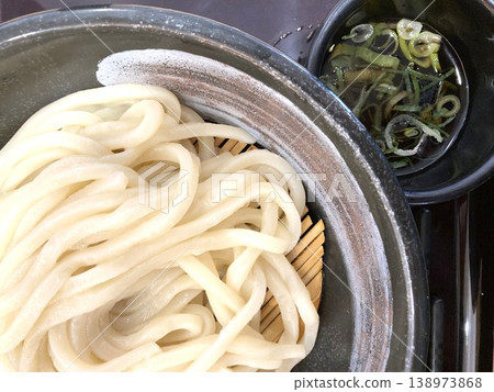 Zaru udon at a self-service chain restaurant 138973868