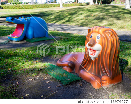 Showa-era retro lion and hippo playground equipment 138974977
