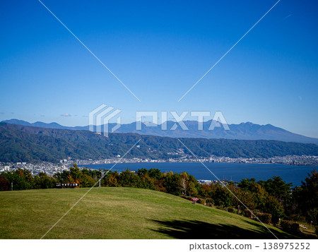 Lake Suwa and the townscape as seen from Yamabiko Park 138975252