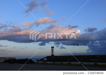 The lantern lighthouse at Odawara Fishing Port The lantern lighthouse at Odawara Fishing Port 138978600