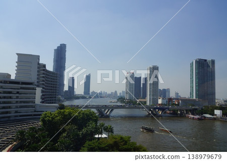 Scenery along the Chao Phraya River in Bangkok, Thailand 138979679