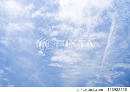 春日的天空，藍天，晴朗，春天，四月，圖片 138982338