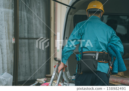 Electrical worker  138982491