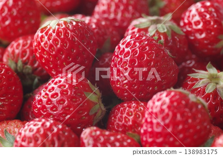 Strawberry for jam Strawberry for jam 138983175