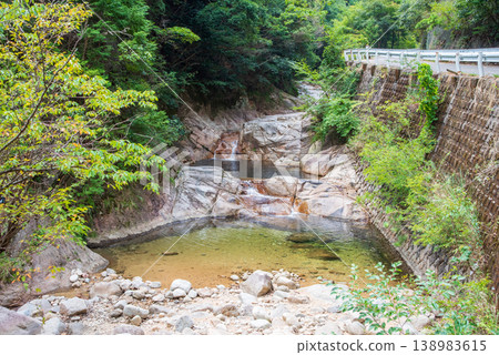 石水穀（三重縣龜山市） 138983615