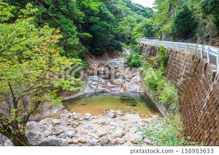 石水穀（三重縣龜山市） 138983633