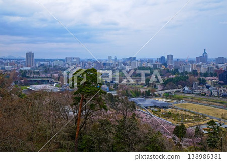 從仙台城遺址眺望城市天際線 從仙台城遺址眺望城市天際線 138986381