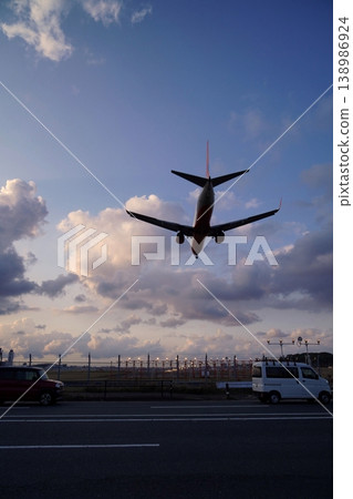 Final approach 138986924