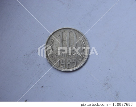 Circulated coin used in everyday transactions Circulated coin used in everyday transactions 138987693