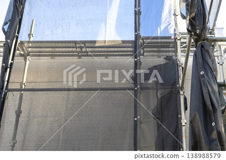 Exterior wall repair work for detached houses; new exterior cladding; exterior walls and roof; exterior cladding insulation renovation. Exterior wall repair work for detached houses; new exterior cladding; exterior walls and roof; exterior cladding insulation renovation. 138988579