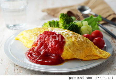 Omelette rice  138989484