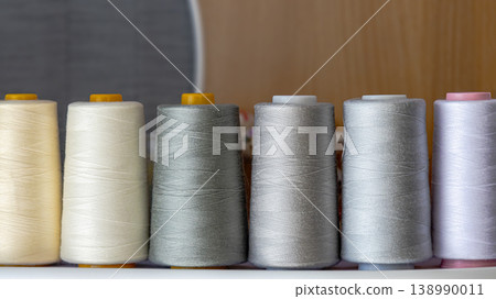 A set of sewing threads for a neutral sewing workspace A set of sewing threads for a neutral sewing workspace 138990011