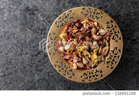Mixture of dried medicinal herbs, flowers and roots. 138991280