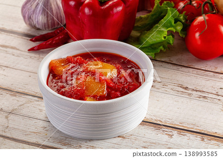 Hungarian lecho with pepper and tomato Hungarian lecho with pepper and tomato 138993585