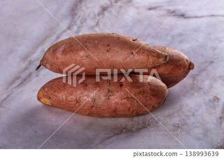 Raw ripe sweet potato - batat Raw ripe sweet potato - batat 138993639