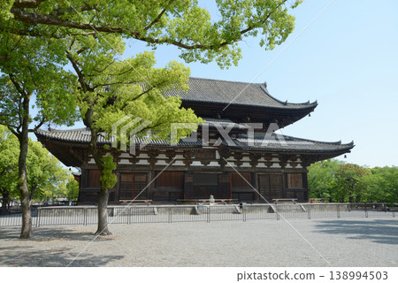 春意盎然的東寺:京都市南區九條町正殿 春意盎然的東寺:京都市南區九條町正殿 138994503