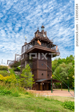 吉卜力公園的電梯塔樓一景。 吉卜力公園的電梯塔樓一景。 138995864