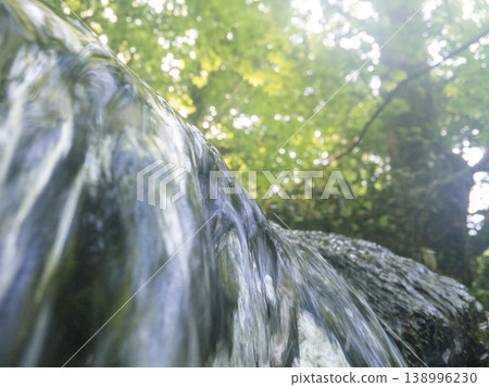 Fresh greenery in the forest, clear streams, and eco-images (Oyamakiyazawa mountain stream) Fresh greenery in the forest, clear streams, and eco-images (Oyamakiyazawa mountain stream) 138996230